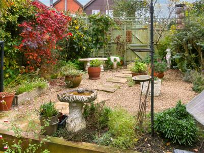 Property image 9 of home to buy in Andrew Close, Shenley